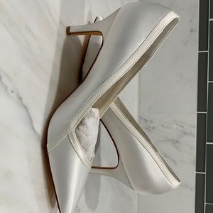 Brand new wedding shoes